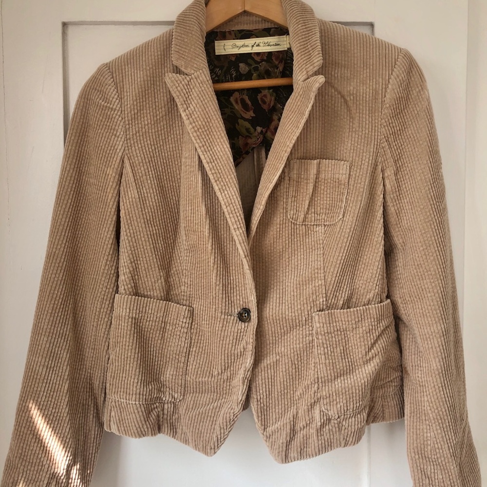 corduroy jacket 〰︎ daughters of the liberation